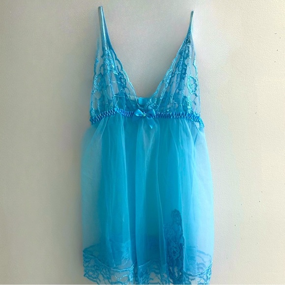 Blue Lace Chemise​ - Picture 1 of 6